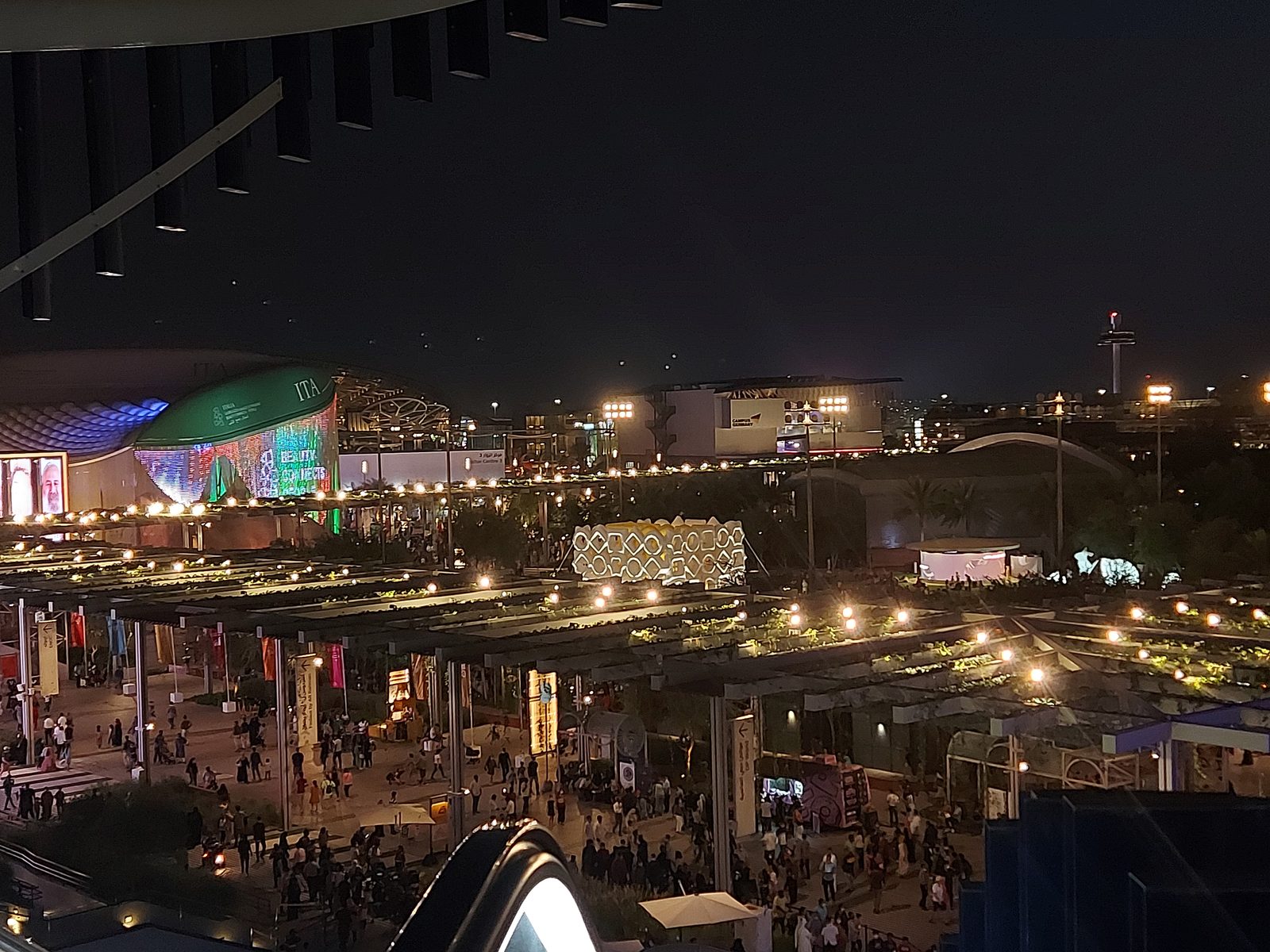 Expo 2020 Dubai – veduta serale del sito espositivo